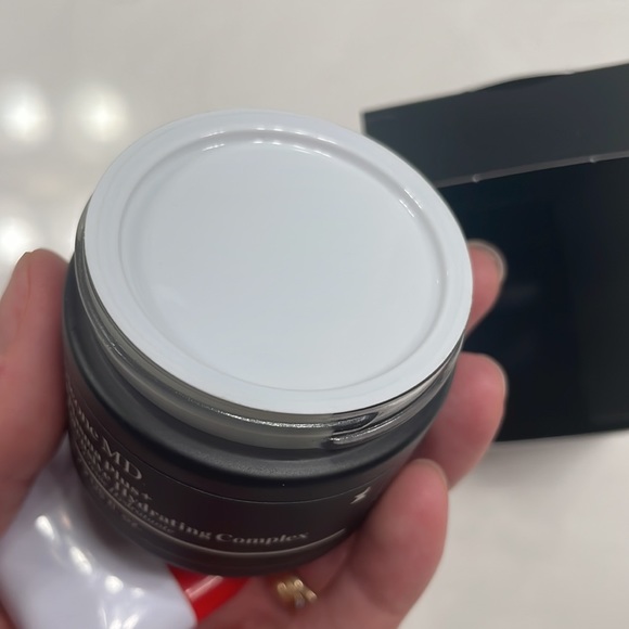 Perricone MD cold plasma plus - Picture 3 of 3